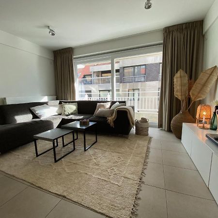 Apartment Zin In Zee Кнокке-Хейст Экстерьер фото