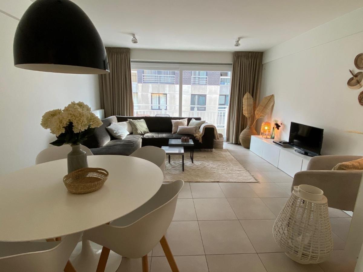 Apartment Zin In Zee Кнокке-Хейст Экстерьер фото